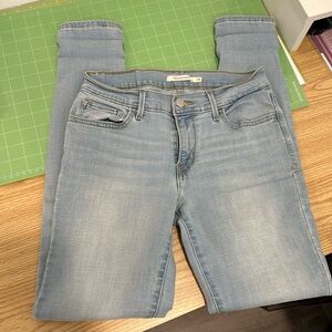 Levi’s 710 super skinny jeans